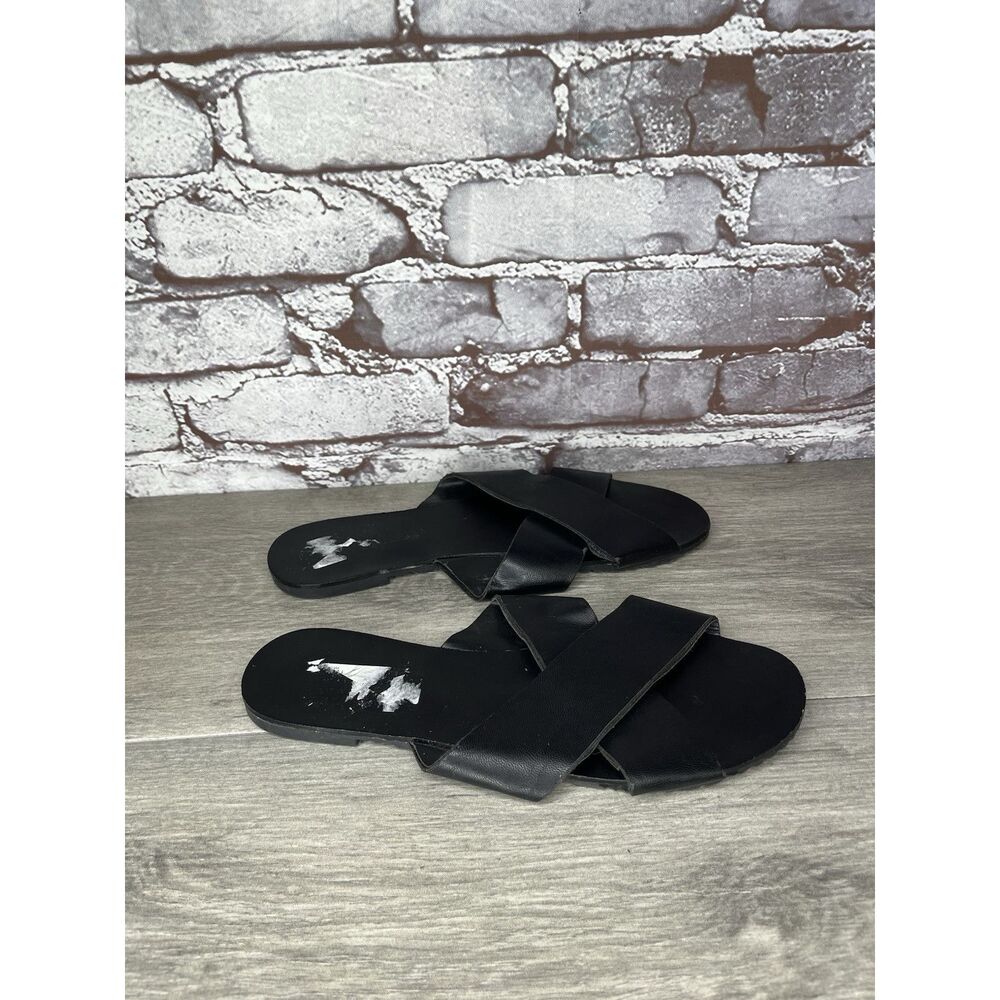 Breckelles Black Leather Cross Strap Flats Slides Sandals Women Sz 8M US/39EU